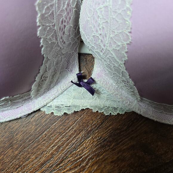 Victoria's Secret Dream Angels Purple Lilac Iridescent Lace Push Up Bra, 36DDD - Picture 3 of 6